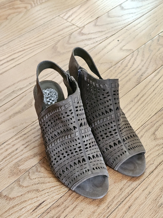 Vince Camuto Shoes - Vince Camuto Women’s Gray Laser-Cut Peep-Toe Slingback Heels